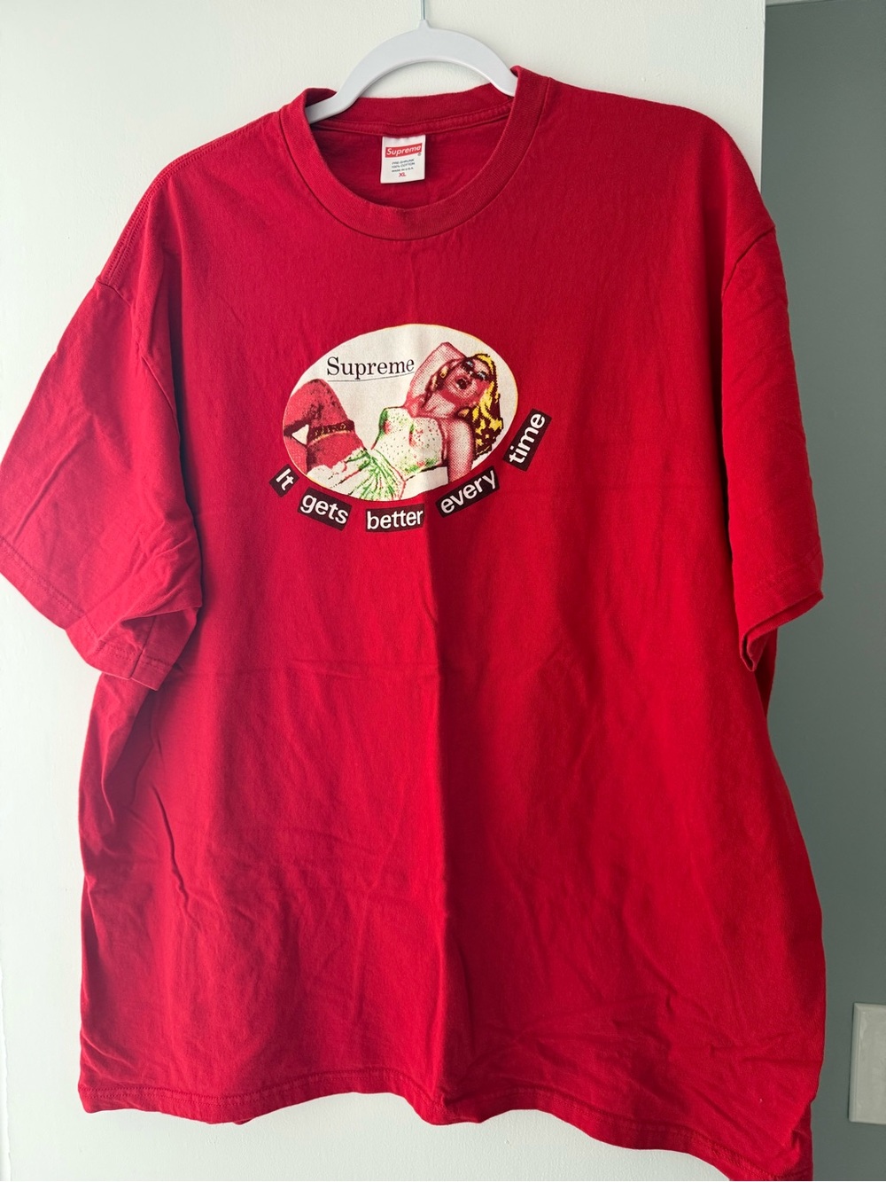 Supreme T-shirt